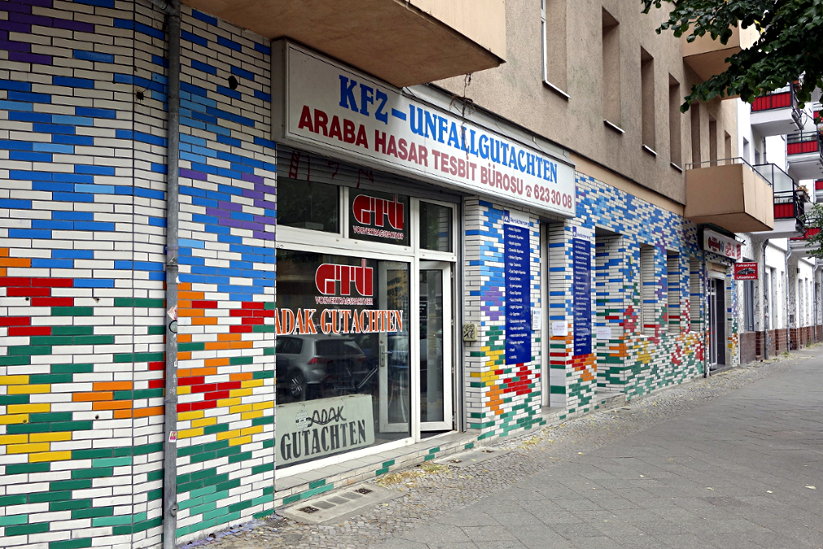 Bild "Aktuell:Reuterstr32-Fassade1-web.jpg"